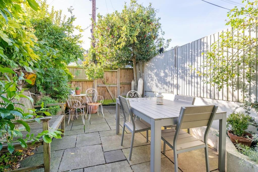 Boat House, Relax In A Whitstable Fisherman'S Cottage Exterior foto